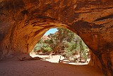 USA navajo arch (arches).JPG